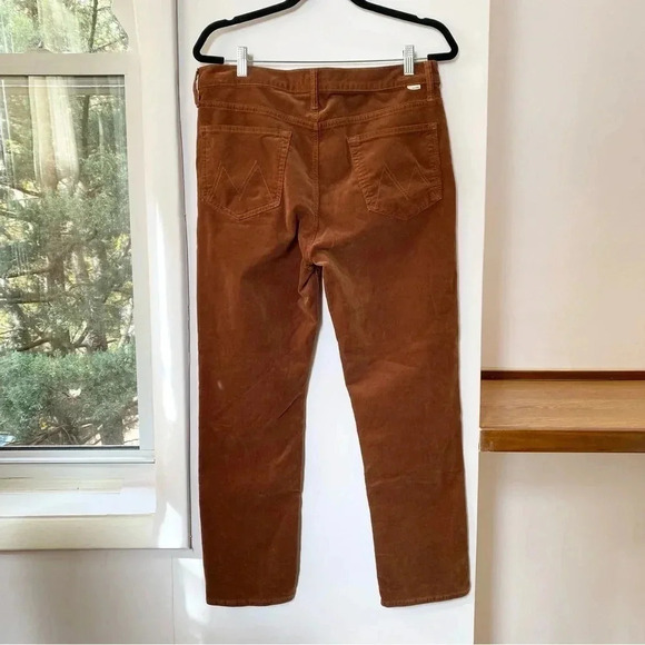 MOTHER The Mid Rise Dazzler Ankle Jeans Straight Leg in Hopscotch Cord Brown - Picture 6 of 15